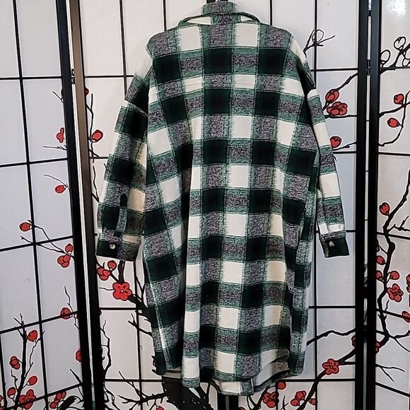 Steve Madden BB Dakota SANTA CRUZ LONG SHACKET IN GREEN PLAID VENDOR - Picture 7 of 7